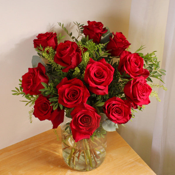 Luxury Dozen Red Roses