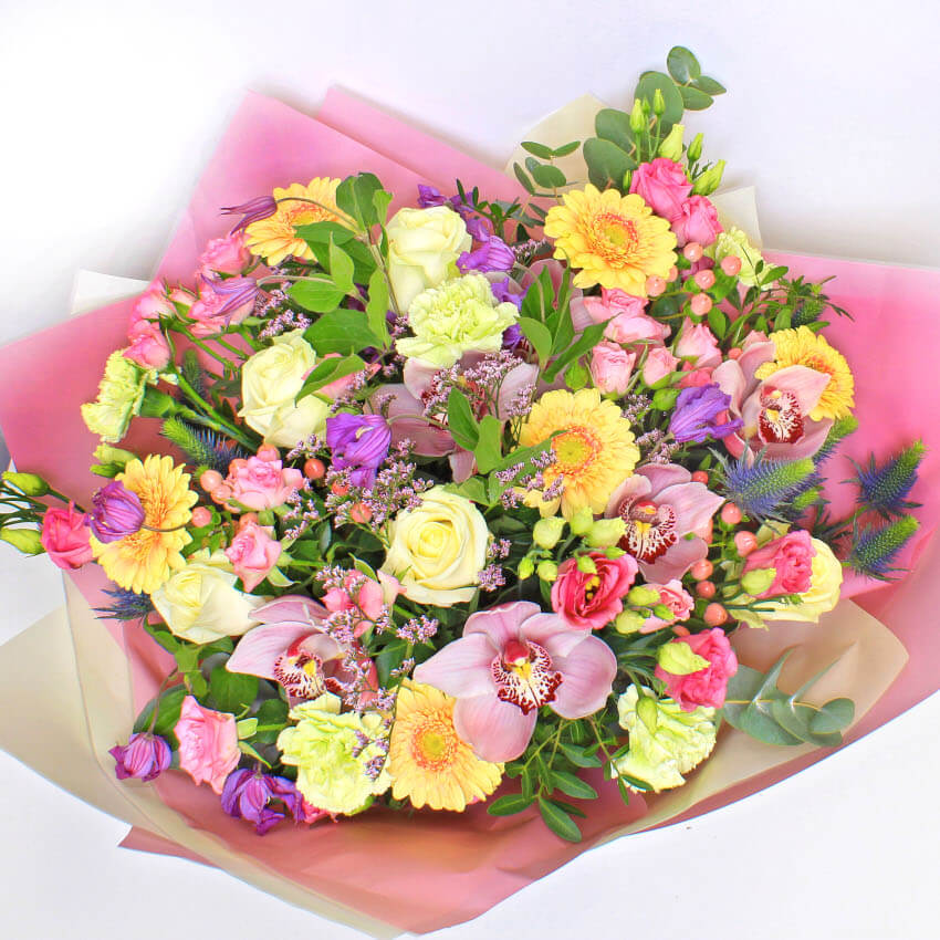 PASTEL FLORIST DESIGNED BOUQUETS