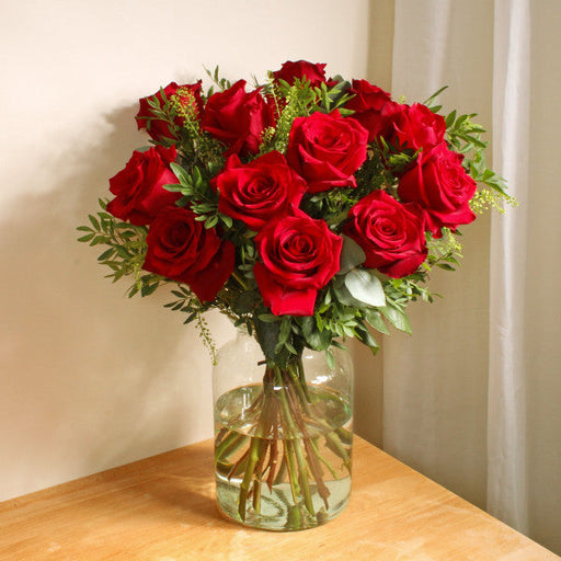 Luxury Dozen Red Roses